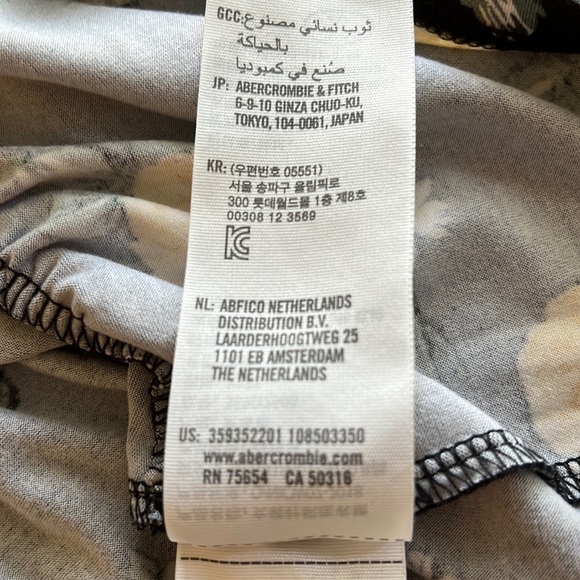 Hollister Dress Three Tiered Wrap on the top mini size XS - Picture 13 of 14